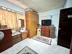 Blk 336 Jurong East Avenue 1 (Jurong East), HDB Executive #579057101